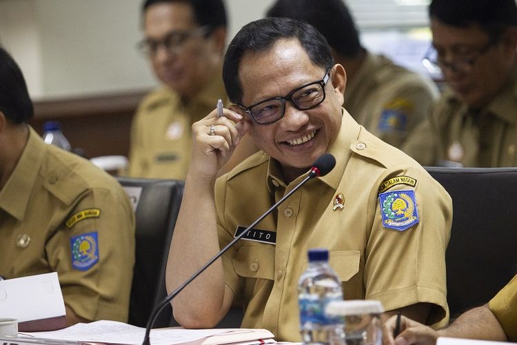 MAKIN JADI INCARAN PENCARI KERJA, KESEJAHTERAAN PERANGKAT DESA MENINGKAT MELALUI REVISI PP 11/2019